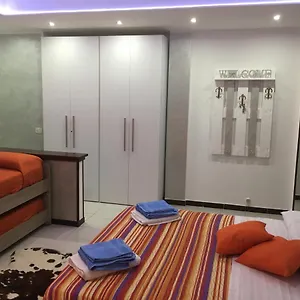 Bed & Breakfast Big Family Suello