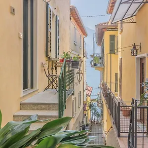 https://appartamento-4-pass.it-lombardy.com